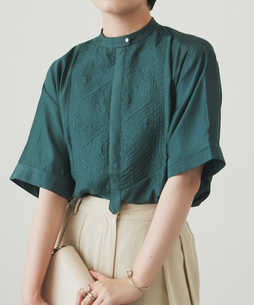 Aunt Marie's(アントマリーズ)の「デザインキルティングブラウス(シャツ/ブラウス・レディース・ホワイト/ナチュラル/グリーン/イエロー/オレンジ・FREE)」の3枚目の写真