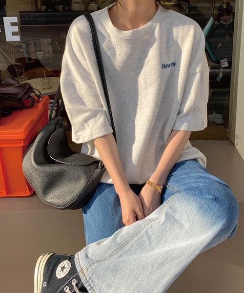 meJane(ミージェーン)の「NewtroロゴプリントビックシルエットラグランTシャツ【ZOZOTOWN限定】(Tシャツ/カットソー・レディース・ネイビー/ピンク/オートミール・FREE)」の5枚目の写真