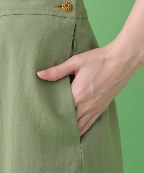 Jocomomola(ホコモモラ)の「麻調フレアワイドパンツ(その他パンツ・レディース・ライトブルー/グリーン・42/40)」の8枚目の写真