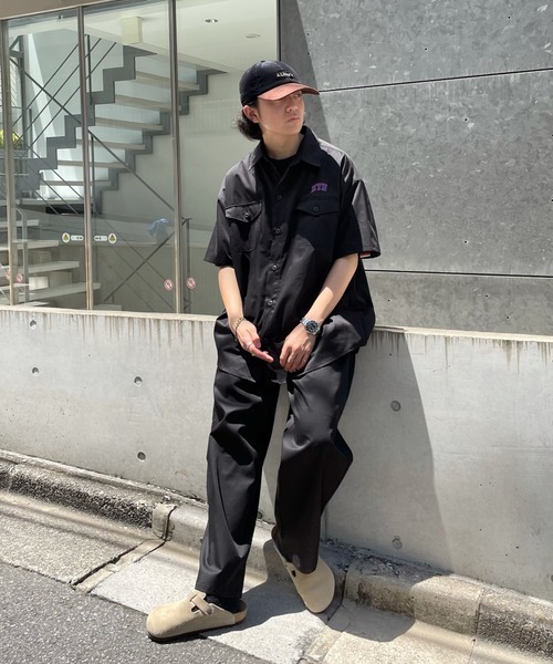 WHO'S WHO gallery（フーズフーギャラリー）の「【KOOKY'N/クーキー】サファリツイルシャツ（シャツ/ブラウス・メンズ・ブラック/ベージュ/カーキ/インディゴブルー・FREE）」の10枚目の写真