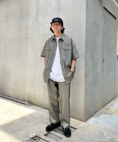 WHO'S WHO gallery（フーズフーギャラリー）の「【KOOKY'N/クーキー】サファリツイルシャツ（シャツ/ブラウス・メンズ・ブラック/ベージュ/カーキ/インディゴブルー・FREE）」の12枚目の写真