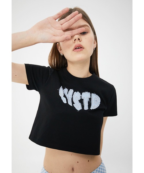 LUV IS TRUE/ラブ イズ トゥルー』GV APPLIQUE CROP TEE