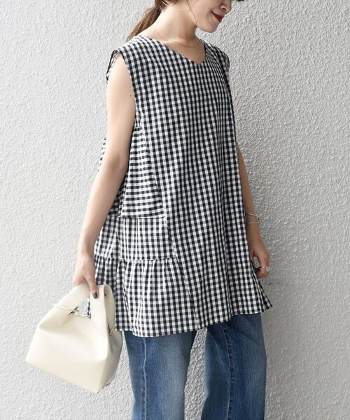SHIPS(シップス)の「【WEB限定】〈手洗い可能〉2WAYギンガムチェックブラウス◆(シャツ/ブラウス・レディース・ブルー/ベージュ/ブラック/ネイビー・ONE SIZE)」の17枚目の写真