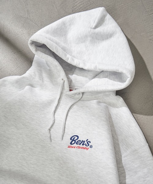 BEN DAVIS（ベンデイビス）の「【BEN DAVIS/ベンデイビス】別注 ヘビーウェイトワンポイント刺繍ロゴスウェットパーカー/ユニセックス/裏起毛（パーカー・メンズ・ブラック/ブルー系その他/アッシュグレー/グリーン/ネイビー系・S/M/XL/L）」の2枚目の写真