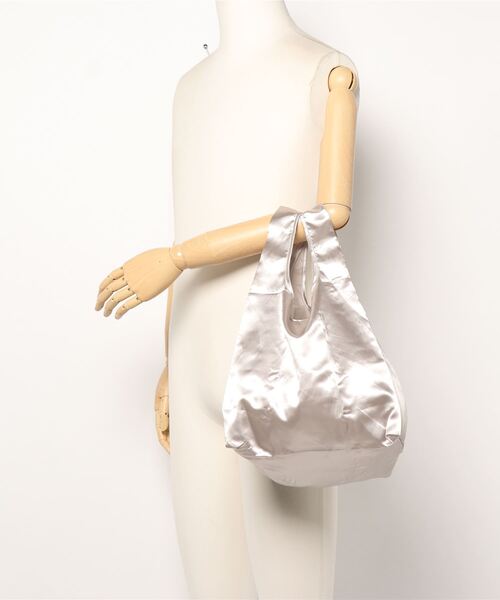 RiNc （リンク）の「【 Pisoraro / ピソラロ 】 メタリック PU エコバッグ付き スマホ ポシェット（ショルダーバッグ・レディース・ガンメタ/ピンクゴールド/ゴールド/シルバー・FREE）」の7枚目の写真