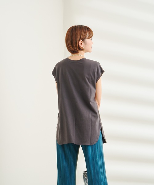 DouDou(ドゥドゥ)の「フロッキー MONTECARLO T(Tシャツ/カットソー・レディース・チャコールグレー/ベージュ/オフホワイト・FREE)」の19枚目の写真
