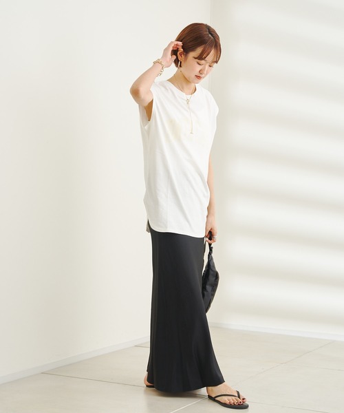 DouDou(ドゥドゥ)の「フロッキー MONTECARLO T(Tシャツ/カットソー・レディース・チャコールグレー/ベージュ/オフホワイト・FREE)」の20枚目の写真