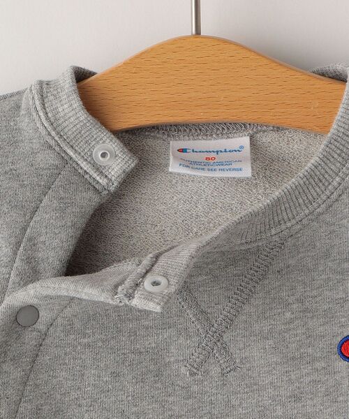 Champion(チャンピオン)の「【SHIPS KIDS別注】Champion:裏毛 ポケット ロンパース(ロンパース・キッズ・グレー/ロイヤルブルー・80/70)」の5枚目の写真