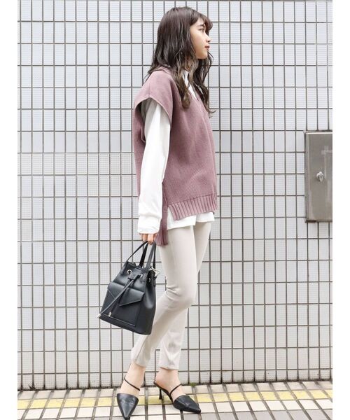 MURUA(ムルーア)の「カラースキニー(デニムパンツ・レディース・ブラック/ブラウン/グレー/グリーン・1/0)」の6枚目の写真