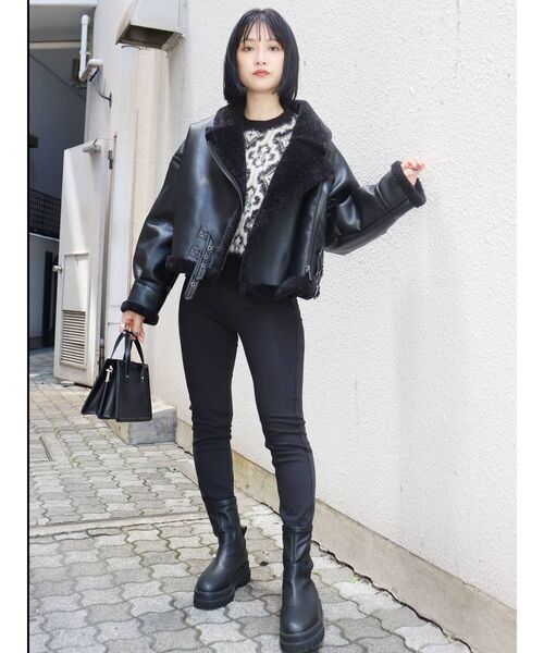 MURUA(ムルーア)の「カラースキニー(デニムパンツ・レディース・ブラック/ブラウン/グレー/グリーン・1/0)」の13枚目の写真