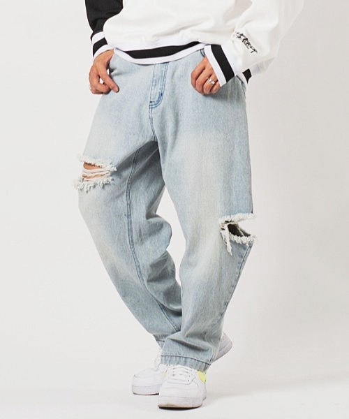RE730（アールイーセブンサーティー）の「ダメージ加工ワイドシルエットパンツ（デニムパンツ・メンズ・ホワイト/ブラック/サックスブルー/ブラック系その他・S/M/L）」の4枚目の写真