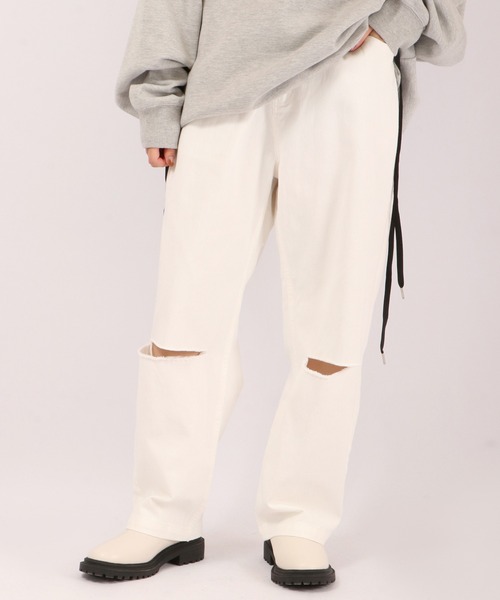 RE730（アールイーセブンサーティー）の「ダメージ加工ワイドシルエットパンツ（デニムパンツ・メンズ・ホワイト/ブラック/サックスブルー/ブラック系その他・S/M/L）」の13枚目の写真