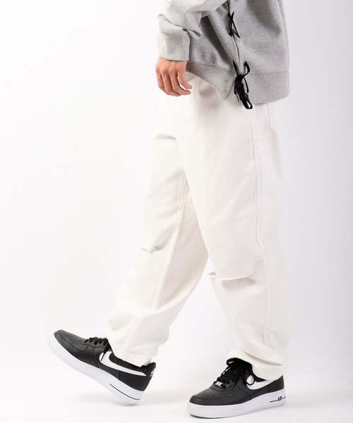 RE730（アールイーセブンサーティー）の「ダメージ加工ワイドシルエットパンツ（デニムパンツ・メンズ・ホワイト/ブラック/サックスブルー/ブラック系その他・S/M/L）」の9枚目の写真