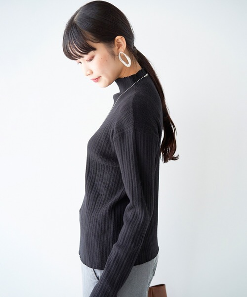 haco!(ハコ)の「色違いで欲しくなる!付かず離れずほどよいフィット感が便利なシンプルリブニット(ニット/セーター・レディース・ブラック/アイボリー/グリーン・MEDIUM/X-LARGE/LARGE)」の20枚目の写真