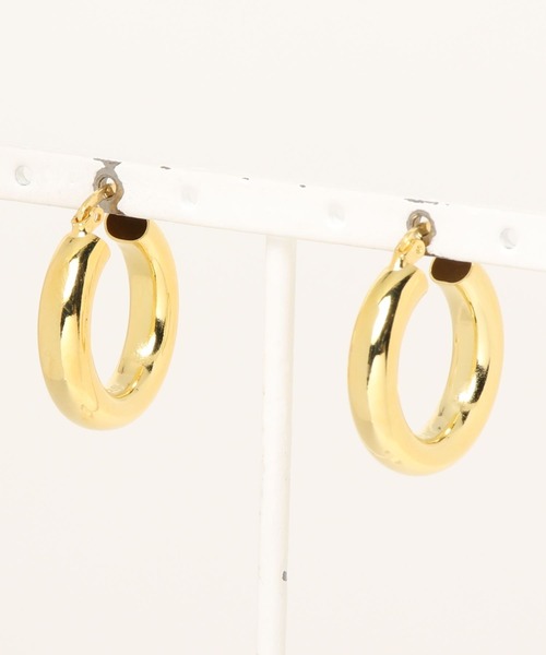 yu-ka（ユーカ）の「YU-KA : シルバー ぷっくりフープピアス（ピアス（両耳用）・レディース・ゴールド/シルバー・ONE SIZE）」の10枚目の写真