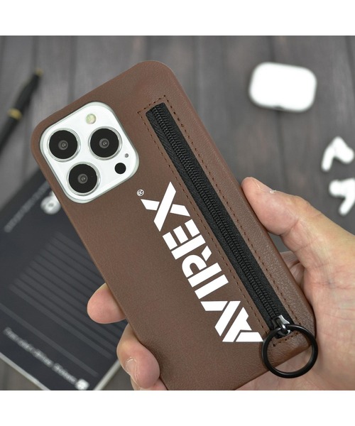 AVIREX（アヴィレックス）の「iPhone13Pro iPhone13 AVIREX [ジップ付き背面ケース] スマホケース 背面ケース（スマホケース/カバー・メンズ・ブラウン/ブラック・K）」の11枚目の写真