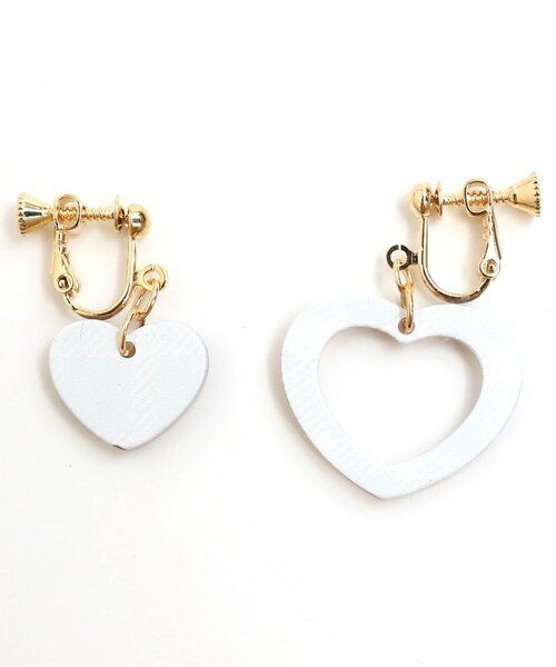 algy(アルジー)の「アシメハートチェックイヤリング(イヤリング・キッズ・ベージュ/ブラウン・FREE)」の5枚目の写真