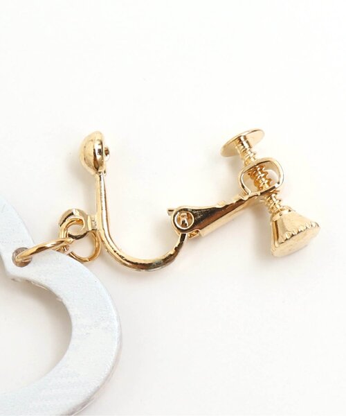 algy(アルジー)の「アシメハートチェックイヤリング(イヤリング・キッズ・ベージュ/ブラウン・FREE)」の3枚目の写真