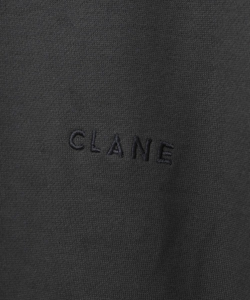 CLANE（クラネ）の「FRUIT OF THE ROOM×CLANE/フルーツオブザルーム×クラネ/Wide Sweat Tops(ワイドスウェット)/ 11105-2132（スウェット・レディース・チャコールグレー/ベージュ・FREE）」の11枚目の写真