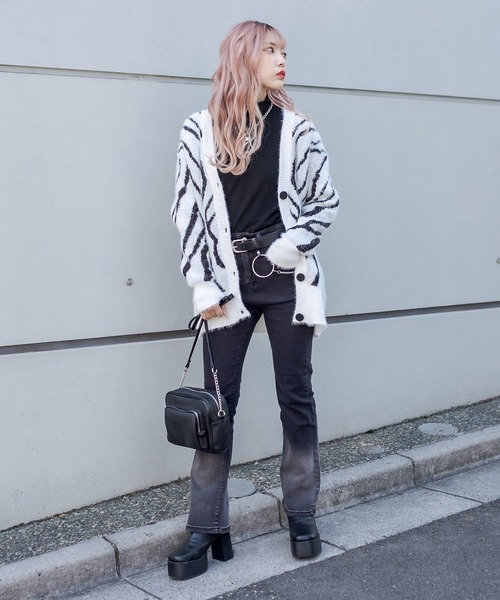 RASVOA(ラスボア)の「【WEB限定】グラデーションパンツ(その他パンツ・レディース・ブラック・M/S)」の15枚目の写真