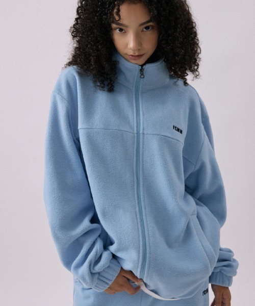 FCMM（エフシーエムエム）の「CLUB FLEECE ZIP-UP JACKET／クラブフリースジップアップジャケット（その他アウター・メンズ・ライトブルー/ミント/ベージュ/ピンク/ブラック/グレイッシュブルー・MEDIUM/LARGE）」の4枚目の写真