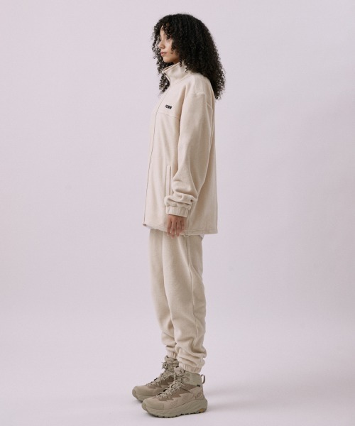 FCMM（エフシーエムエム）の「CLUB FLEECE ZIP-UP JACKET／クラブフリースジップアップジャケット（その他アウター・メンズ・ライトブルー/ミント/ベージュ/ピンク/ブラック/グレイッシュブルー・MEDIUM/LARGE）」の17枚目の写真