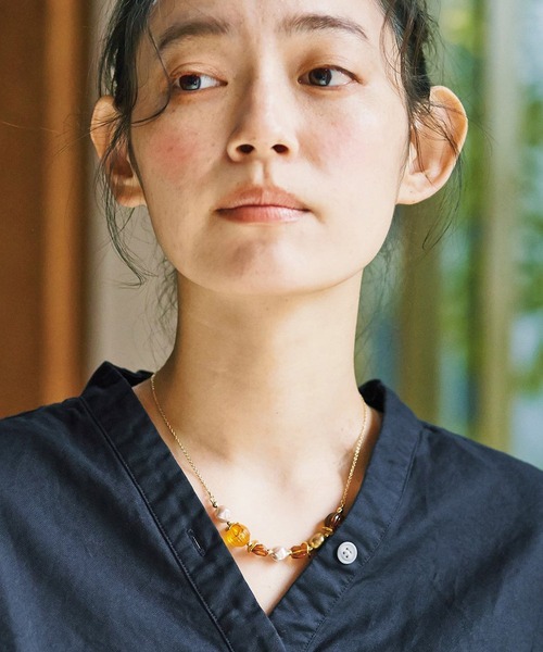 and myera（アンド マイラ）の「and myera 琥珀色のネックレス