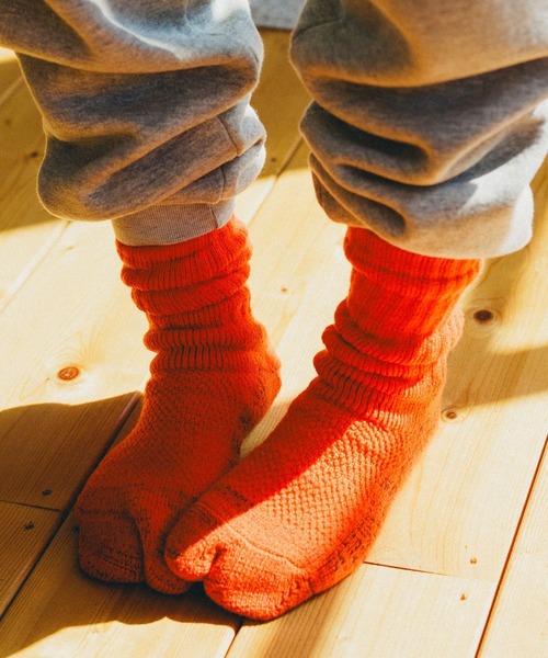 NODAL(ノーダル)の「NODAL / ノーダル 84N LONG SOCKSロングソックスタビソックス(ソックス/靴下・メンズ・ネイビー/イエロー/ホワイト/ブルー/パープル/ピンク/グリーン/ラベンダー/ベージュ/ターメリック/スモークピンク/ライトブルー/ライトイエロー/オレンジ/ブラウン・FREE)」の15枚目の写真