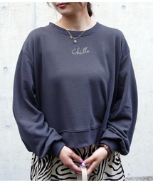 CHILLEロゴバックフラワー刺繍トレーナー