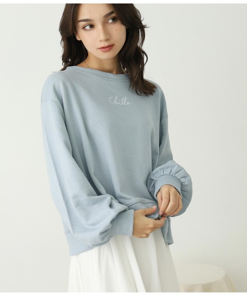 CHILLE（チル）の「CHILLEロゴバックフラワー刺繍トレーナー（スウェット・レディース・ライトブルー/スミクロ・FREE）」の19枚目の写真