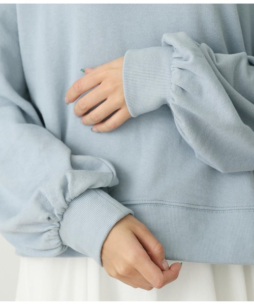 CHILLE（チル）の「CHILLEロゴバックフラワー刺繍トレーナー（スウェット・レディース・ライトブルー/スミクロ・FREE）」の11枚目の写真