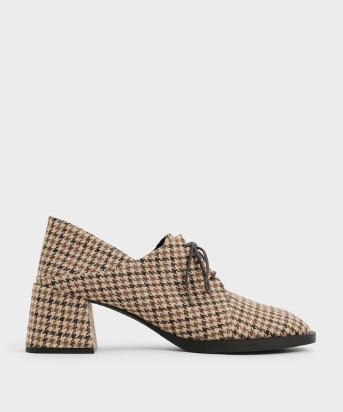 CHARLES & KEITH(チャールズ & キース)の「ステップバック オックスフォードパンプス / Step-Back Oxford Pumps(ドレスシューズ・レディース・ブラック/オフホワイト/マルチ・22.5cm/23cm/23.5cm/24.5cm/25cm/25.5cm/22cm)」の3枚目の写真