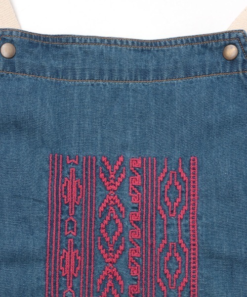 チチカカ(チチカカ)の「ネイティブ刺繍キャンプエプロン(エプロン・レディース・ブラウン系その他/その他1・FREE)」の18枚目の写真
