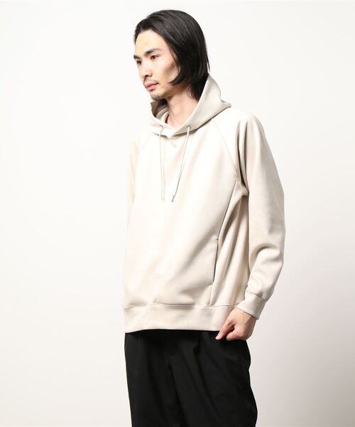 EDIFICE(エディフィス)の「スウェードタッチダンボールパーカー(パーカー・メンズ・ブラック/グレー/ベージュ/ピンク/タン/サックスブルー・LARGE/MEDIUM/SMALL)」の4枚目の写真