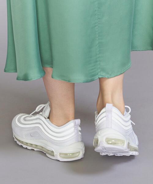 NIKE(ナイキ)の「<NIKE(ナイキ)>ウィメンズ AIR MAX 97 エアマックス/スニーカー(スニーカー・レディース・ホワイト/ブラック・23cm/23.5cm/24cm/24.5cm/25cm)」の15枚目の写真