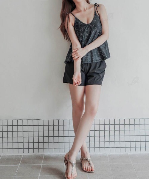 Dalfwin（ダールフィン）の「フレアビスチェビキニ×ショートパンツセット水着（水着・レディース・ブラック系1/ブラウン系1/ブラック系2/ブラウン系2・SMALL/MEDIUM/LARGE/X-LARGE）」の11枚目の写真