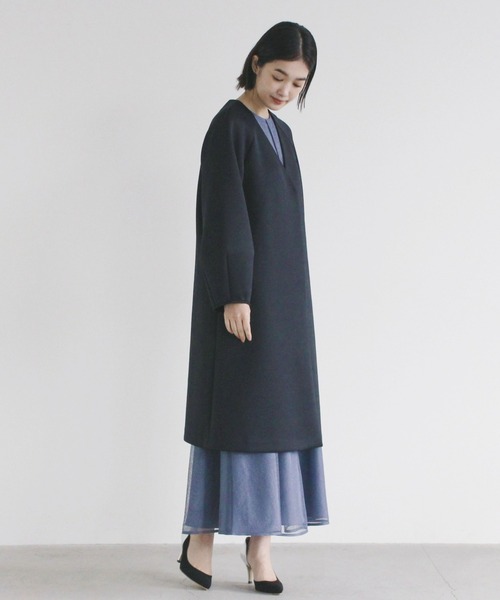 kaene（カエン）の「バックパールコート（ノーカラーコート・レディース・ブラック/ブルー/グレイッシュベージュ・FREE）」の20枚目の写真