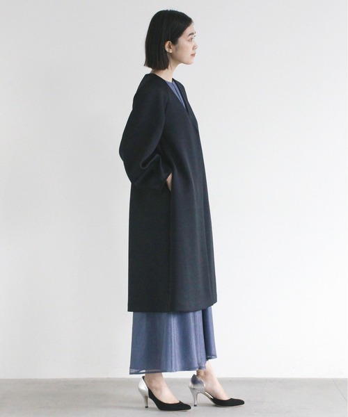 kaene（カエン）の「バックパールコート（ノーカラーコート・レディース・ブラック/ブルー/グレイッシュベージュ・FREE）」の14枚目の写真