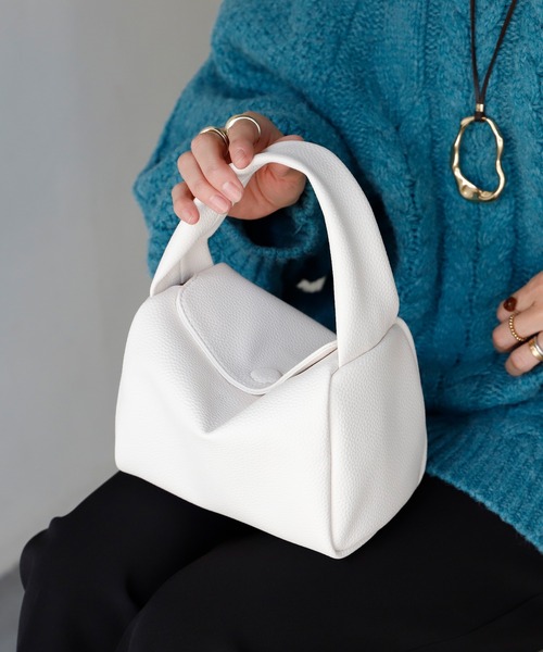 VitaFelice（ヴィータフェリーチェ）の「キューブポーチバッグ ミニトートバッグ（ボストンバッグ・レディース・ホワイト/グリーン/シルバー/オレンジ・FREE）」の2枚目の写真