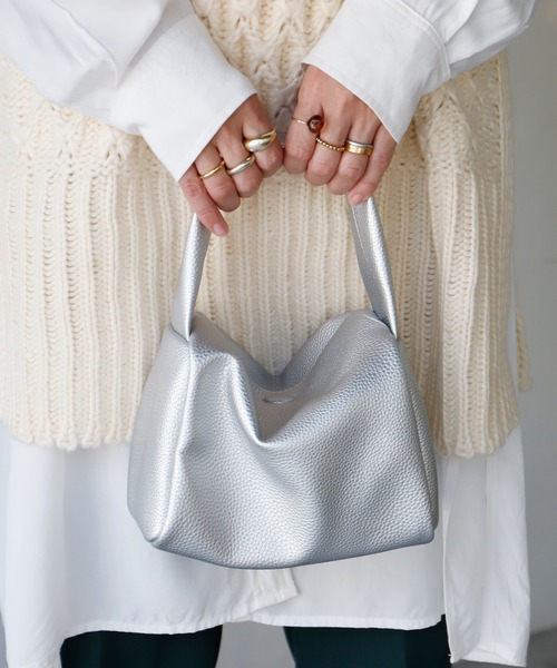 VitaFelice（ヴィータフェリーチェ）の「キューブポーチバッグ ミニトートバッグ（ボストンバッグ・レディース・ホワイト/グリーン/シルバー/オレンジ・FREE）」の4枚目の写真