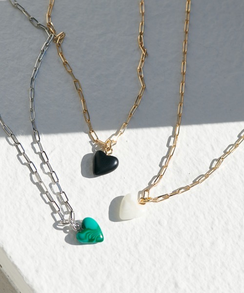 GOLDY(ゴールディ)の「【GOLDY】ストーンハートネックレス(ネックレス・レディース・ホワイト/ブラック/グリーン・FREE)」の7枚目の写真