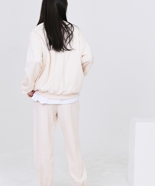 me+em select（ミームセレクト）の「RHODEISLANDロゴスウェット＆ジョガーパンツルームウェア【上下2点セット】（ルームウェア/パジャマ・レディース・スカイブルー/ネイビー/グレー/クリーム・FREE）」の7枚目の写真