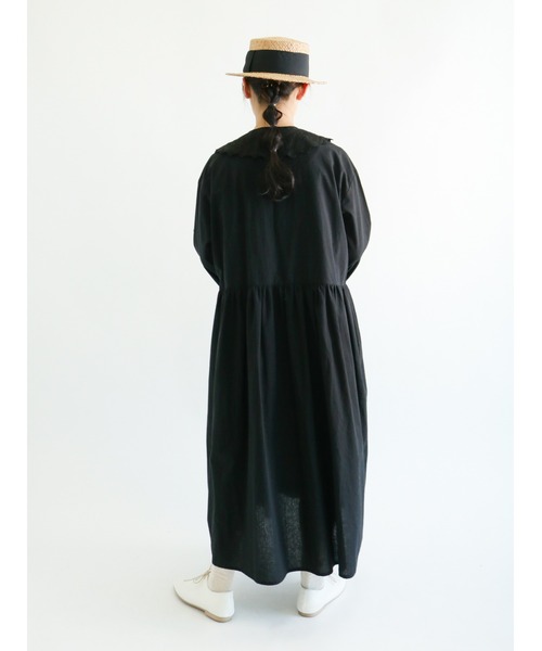 Samansa Mos2(サマンサ モスモス)の「襟付ピンタックワンピース(ワンピース・レディース・ブラック/ベージュ/オフホワイト/カーキ・フリ-)」の13枚目の写真