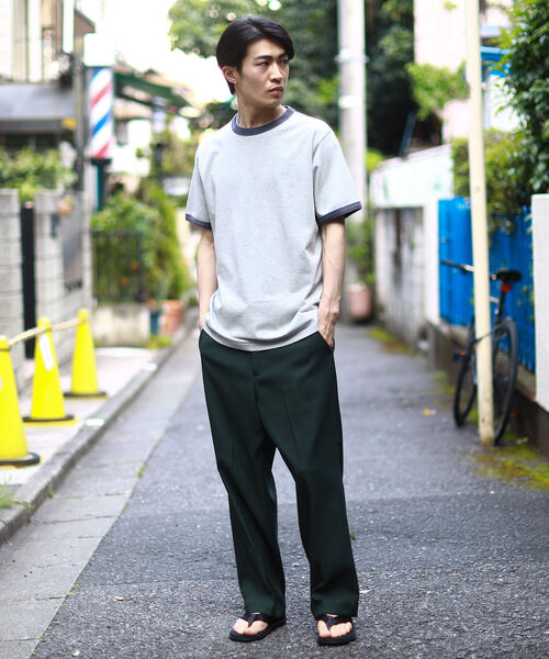 BEAMS(ビームス)の「BEAMS / フェード ルーズフィット リンガー Tシャツ(Tシャツ/カットソー・メンズ・グレー系その他/ホワイト・SMALL/X-LARGE/LARGE/MEDIUM)」の4枚目の写真