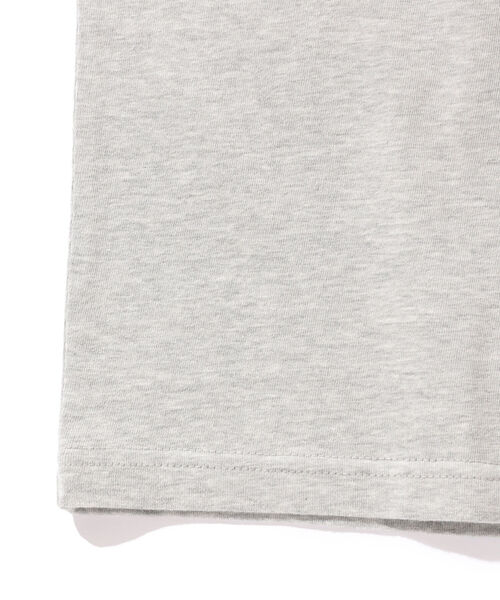 BEAMS(ビームス)の「BEAMS / フェード ルーズフィット リンガー Tシャツ(Tシャツ/カットソー・メンズ・グレー系その他/ホワイト・SMALL/X-LARGE/LARGE/MEDIUM)」の14枚目の写真