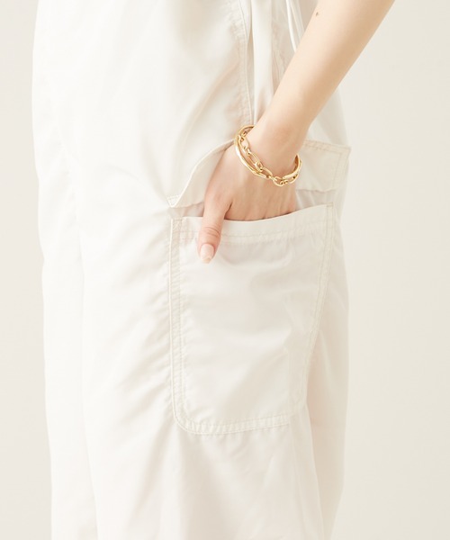 Chico（チコ）の「【新色追加】裾絞りパラシュートサロペット（サロペット/オーバーオール・レディース・ブラック/ピンク/ホワイト/カーキ・FREE）」の17枚目の写真