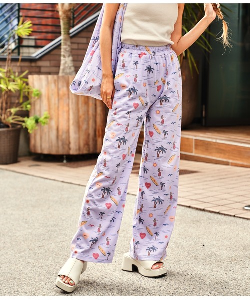 anap mimpi（アナップミンピ）の「MIMPIロゴ入り総柄ストレートパンツ【セットアップ着用可】（その他パンツ・レディース・ベージュ/パープル/ブルー・FREE）」の3枚目の写真