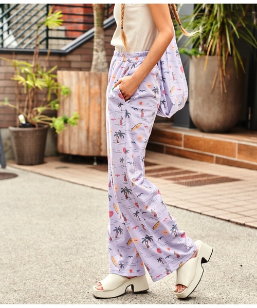 anap mimpi（アナップミンピ）の「MIMPIロゴ入り総柄ストレートパンツ【セットアップ着用可】（その他パンツ・レディース・ベージュ/パープル/ブルー・FREE）」の9枚目の写真