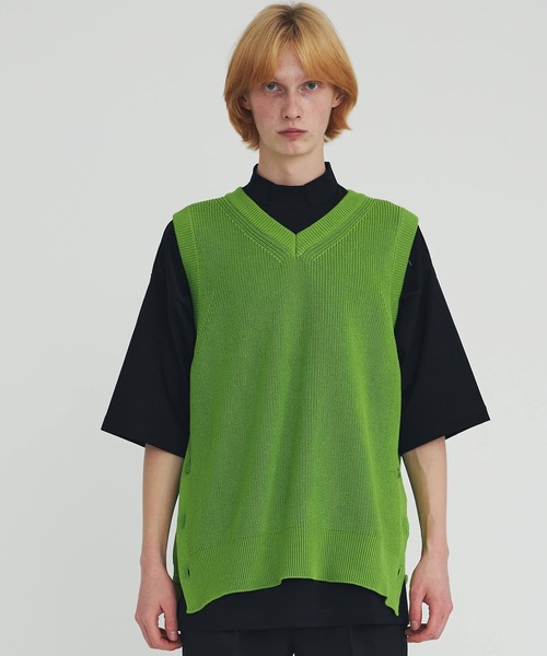 ALLEGE(アレッジ)の「Knit Vest(Tシャツ/カットソー・メンズ・ライム・4)」の4枚目の写真