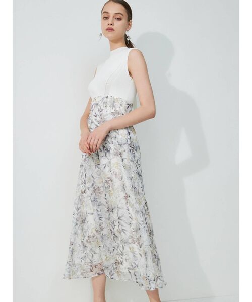 MERCURYDUO(マーキュリーデュオ)の「フラワードッキングニットワンピース(ワンピース・レディース・ブラック/パープル/オフホワイト・SMALL/MEDIUM)」の4枚目の写真